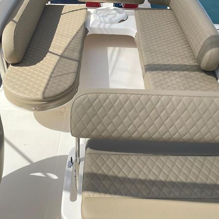 Payva & Branco Boats Iate Privado Em Cascais 호텔 외부 사진